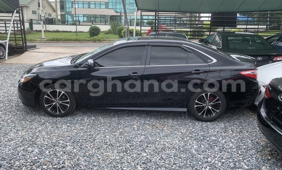 Ra Tuntun Toyota Camry Black Ọkọ̀ in Accra ni Greater Accra Ra Tuntun Toyota Camry Black Ọkọ̀ in Accra ni Greater Accra