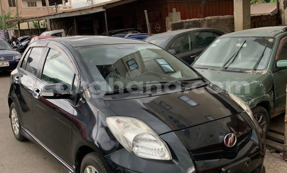 Ra Tuntun Toyota Vitz Black Ọkọ̀ in Accra ni Greater Accra