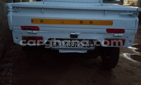 Buy Used Suzuki Carry White Truck in Accra in Greater Accra