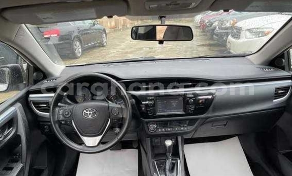 Sayi Na hannu Toyota Corolla White Mota in Tema a Greater Accra Sayi Na hannu Toyota Corolla White Mota in Tema a Greater Accra