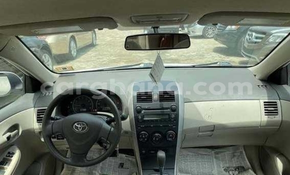 Sayi Na hannu Toyota Corolla White Mota in Tema a Greater Accra Sayi Na hannu Toyota Corolla White Mota in Tema a Greater Accra
