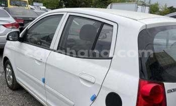 Sayi Na hannu Kia Morning White Mota in Tema a Greater Accra Sayi Na hannu Kia Morning White Mota in Tema a Greater Accra