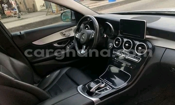 Sayi Na hannu Mercedes‒Benz 300–Series Sauran Mota in Accra a Greater Accra Sayi Na hannu Mercedes‒Benz 300–Series Sauran Mota in Accra a Greater Accra