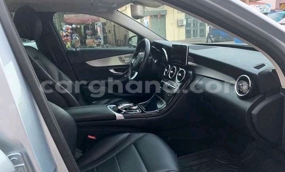 Sayi Na hannu Mercedes‒Benz 300–Series Sauran Mota in Accra a Greater Accra Sayi Na hannu Mercedes‒Benz 300–Series Sauran Mota in Accra a Greater Accra