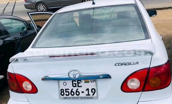 Buy Used Toyota Corolla White Car in Accra in Greater Accra Buy Used Toyota Corolla White Car in Accra in Greater Accra