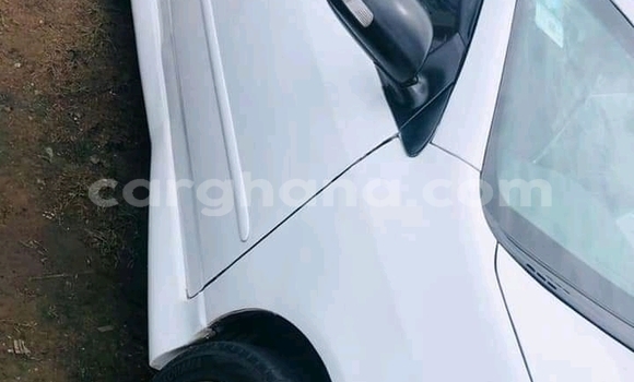 Buy Used Toyota Corolla White Car in Accra in Greater Accra Buy Used Toyota Corolla White Car in Accra in Greater Accra