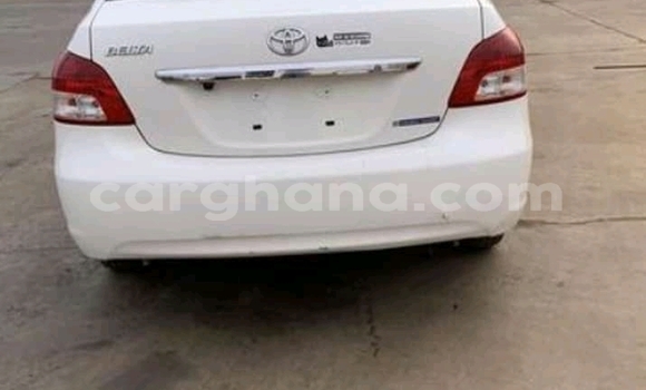 Buy Used Toyota Corolla White Car in Accra in Greater Accra