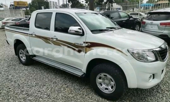 Ra Àlòkù Toyota Pickup funfun Ọkọ̀ in Sekondi–Takoradi Metropolitan ni Oorun Ra Àlòkù Toyota Pickup funfun Ọkọ̀ in Sekondi–Takoradi Metropolitan ni Oorun
