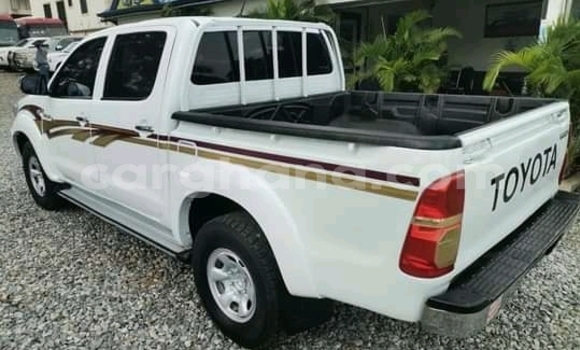 Ra Àlòkù Toyota Pickup funfun Ọkọ̀ in Sekondi–Takoradi Metropolitan ni Oorun Ra Àlòkù Toyota Pickup funfun Ọkọ̀ in Sekondi–Takoradi Metropolitan ni Oorun