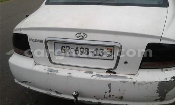 Ra Àlòkù Hyundai Sonata funfun Ọkọ̀ in Accra ni Greater Accra Ra Àlòkù Hyundai Sonata funfun Ọkọ̀ in Accra ni Greater Accra