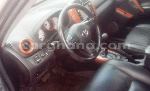 Ra Àlòkù Toyota RAV4 Black Ọkọ̀ in Tema ni Greater Accra Ra Àlòkù Toyota RAV4 Black Ọkọ̀ in Tema ni Greater Accra