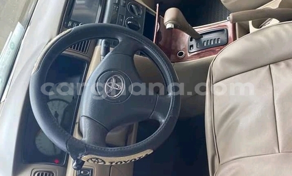 Ra Àlòkù Toyota Corolla funfun Ọkọ̀ in Accra ni Greater Accra Ra Àlòkù Toyota Corolla funfun Ọkọ̀ in Accra ni Greater Accra