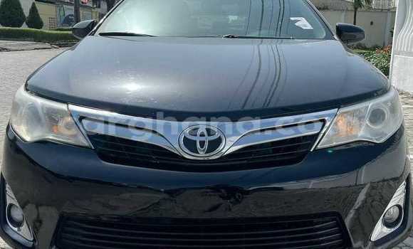 Sayi Na hannu Toyota Camry Black Mota in Tema a Greater Accra