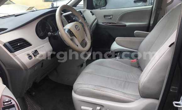 Sayi Na hannu Toyota Sienna Sauran Mota in Tema a Greater Accra Sayi Na hannu Toyota Sienna Sauran Mota in Tema a Greater Accra