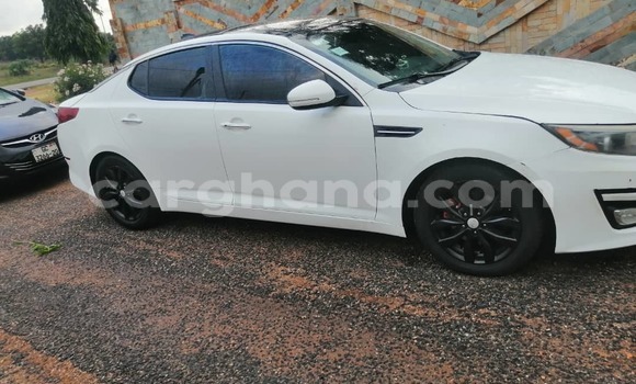 Ra Àlòkù Kia Optima funfun Ọkọ̀ in Accra ni Greater Accra