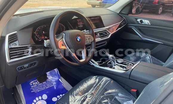 Ra Àlòkù BMW X7 funfun Ọkọ̀ in Tema ni Greater Accra Ra Àlòkù BMW X7 funfun Ọkọ̀ in Tema ni Greater Accra