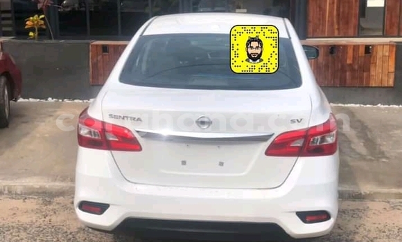 Sayi Na hannu Nissan Sentra White Mota in Accra a Greater Accra