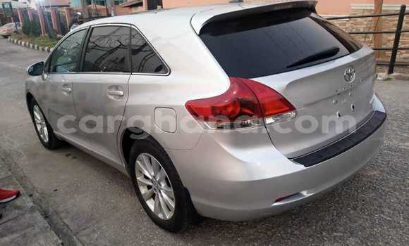 Ra Àlòkù Toyota Venza Silver Ọkọ̀ in Tema ni Greater Accra Ra Àlòkù Toyota Venza Silver Ọkọ̀ in Tema ni Greater Accra