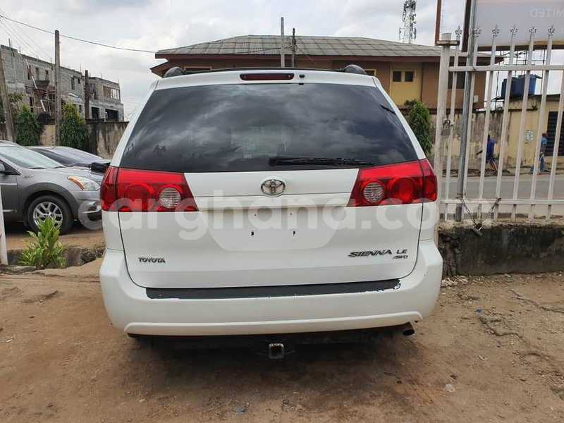 Big with watermark toyota sienna greater accra tema 37443