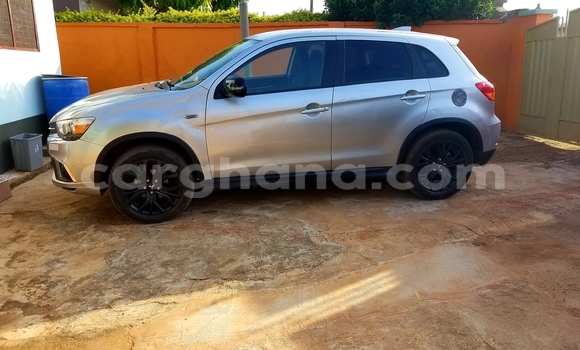 Buy Used Mitsubishi Outlander Other Car in Sunyani Municipal in Brong-Ahafo