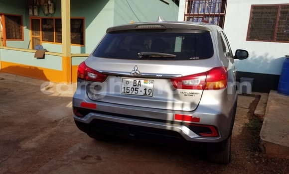 Ra Àlòkù Mitsubishi Outlander Miiran Ọkọ̀ in Sunyani Ilu ni Brong-Ahafo Ra Àlòkù Mitsubishi Outlander Miiran Ọkọ̀ in Sunyani Ilu ni Brong-Ahafo
