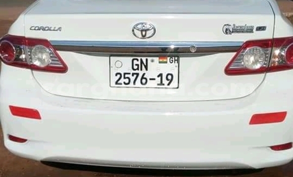 Buy Used Toyota Corolla White Car in Accra in Greater Accra