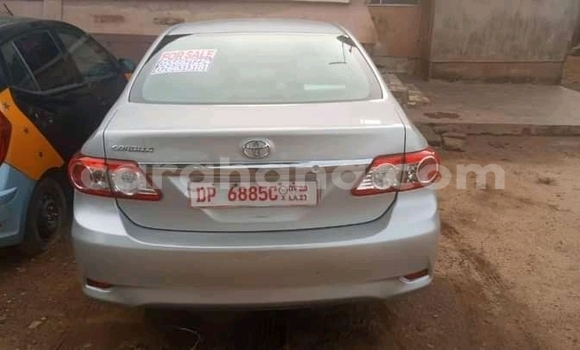 Ra Àlòkù Toyota Corolla Silver Ọkọ̀ in Accra ni Greater Accra