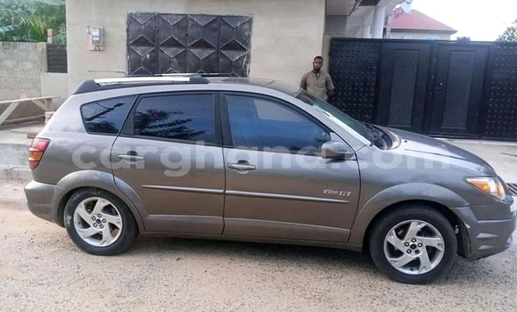 Ra Àlòkù Pontiac Vibe Silver Ọkọ̀ in Accra ni Greater Accra Ra Àlòkù Pontiac Vibe Silver Ọkọ̀ in Accra ni Greater Accra