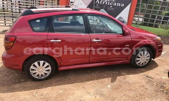Ra Àlòkù Pontiac Vibe Red Ọkọ̀ in Accra ni Greater Accra Ra Àlòkù Pontiac Vibe Red Ọkọ̀ in Accra ni Greater Accra