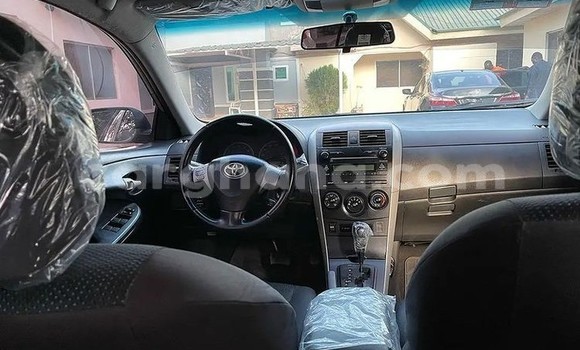 Ra Àlòkù Toyota Corolla Silver Ọkọ̀ in Sekondi–Takoradi Metropolitan ni Oorun Ra Àlòkù Toyota Corolla Silver Ọkọ̀ in Sekondi–Takoradi Metropolitan ni Oorun