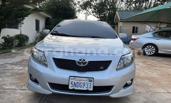 Ra Àlòkù Toyota Corolla Silver Ọkọ̀ in Sekondi–Takoradi Metropolitan ni Oorun Ra Àlòkù Toyota Corolla Silver Ọkọ̀ in Sekondi–Takoradi Metropolitan ni Oorun