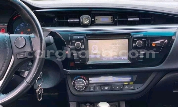 Ra Àlòkù Toyota Corolla funfun Ọkọ̀ in Accra ni Greater Accra Ra Àlòkù Toyota Corolla funfun Ọkọ̀ in Accra ni Greater Accra