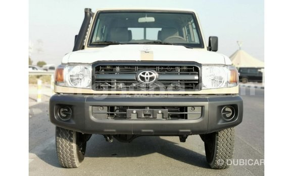 Ra Imported Toyota Land Cruiser Alagara Ọkọ̀ in Import - Dubai ni Ashanti Ra Imported Toyota Land Cruiser Alagara Ọkọ̀ in Import - Dubai ni Ashanti