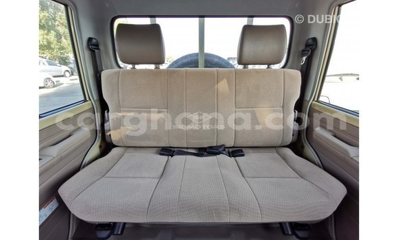 Ra Imported Toyota Land Cruiser Alagara Ọkọ̀ in Import - Dubai ni Ashanti Ra Imported Toyota Land Cruiser Alagara Ọkọ̀ in Import - Dubai ni Ashanti