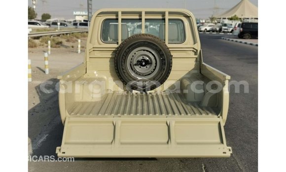 Ra Imported Toyota Land Cruiser Alagara Ọkọ̀ in Import - Dubai ni Ashanti Ra Imported Toyota Land Cruiser Alagara Ọkọ̀ in Import - Dubai ni Ashanti