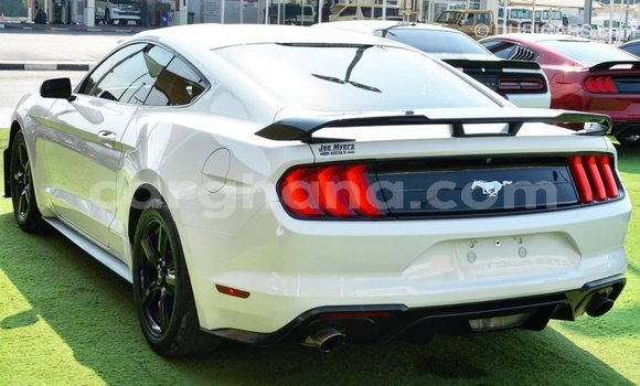 Sayi Imported Ford Mustang White Mota in Import - Dubai a Ashanti Sayi Imported Ford Mustang White Mota in Import - Dubai a Ashanti