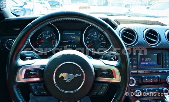 Sayi Imported Ford Mustang White Mota in Import - Dubai a Ashanti Sayi Imported Ford Mustang White Mota in Import - Dubai a Ashanti