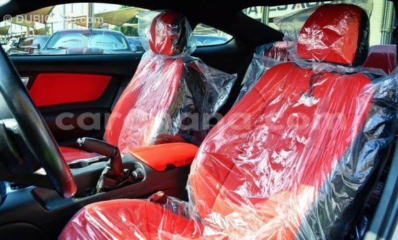 Sayi Imported Ford Mustang White Mota in Import - Dubai a Ashanti Sayi Imported Ford Mustang White Mota in Import - Dubai a Ashanti