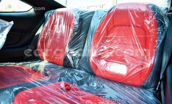 Sayi Imported Ford Mustang White Mota in Import - Dubai a Ashanti Sayi Imported Ford Mustang White Mota in Import - Dubai a Ashanti