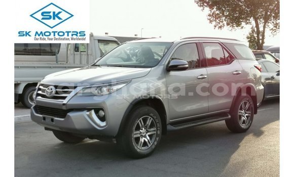 Buy Import Toyota Fortuner Other Car in Import - Dubai in Ashanti Buy Import Toyota Fortuner Other Car in Import - Dubai in Ashanti