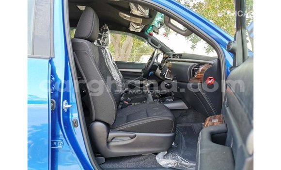 Ra Imported Toyota Hilux Blue Ọkọ̀ in Import - Dubai ni Ashanti Ra Imported Toyota Hilux Blue Ọkọ̀ in Import - Dubai ni Ashanti