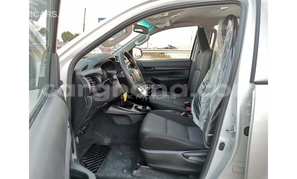 Buy Import Toyota Hilux White Car in Import - Dubai in Ashanti Buy Import Toyota Hilux White Car in Import - Dubai in Ashanti