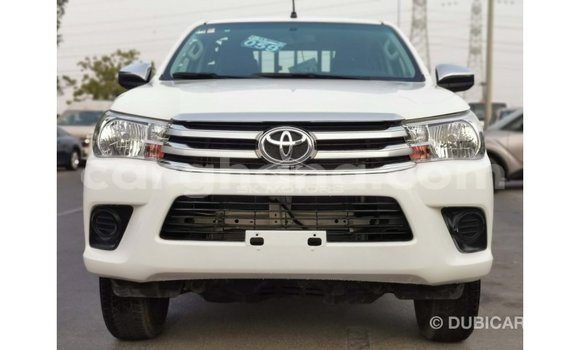 Buy Import Toyota Hilux White Car in Import - Dubai in Ashanti Buy Import Toyota Hilux White Car in Import - Dubai in Ashanti
