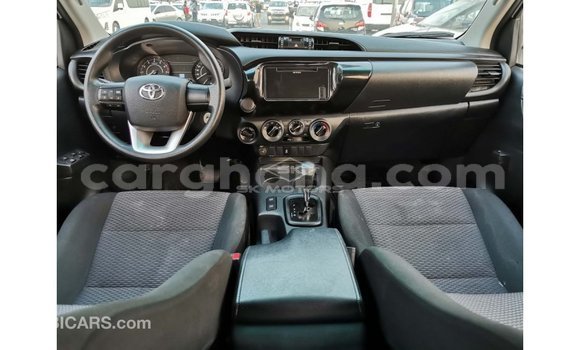 Buy Import Toyota Hilux White Car in Import - Dubai in Ashanti Buy Import Toyota Hilux White Car in Import - Dubai in Ashanti