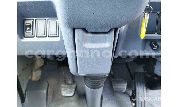 Buy Import Mitsubishi Carisma White Car in Import - Dubai in Ashanti Buy Import Mitsubishi Carisma White Car in Import - Dubai in Ashanti