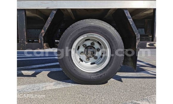 Buy Import Mitsubishi Carisma White Car in Import - Dubai in Ashanti Buy Import Mitsubishi Carisma White Car in Import - Dubai in Ashanti