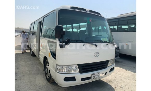 Ra Imported Toyota Coaster funfun Ọkọ̀ in Import - Dubai ni Ashanti Ra Imported Toyota Coaster funfun Ọkọ̀ in Import - Dubai ni Ashanti