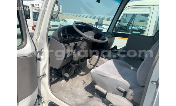 Ra Imported Toyota Coaster funfun Ọkọ̀ in Import - Dubai ni Ashanti Ra Imported Toyota Coaster funfun Ọkọ̀ in Import - Dubai ni Ashanti