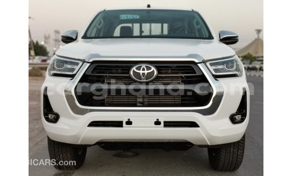 Ra Imported Toyota Hilux funfun Ọkọ̀ in Import - Dubai ni Ashanti Ra Imported Toyota Hilux funfun Ọkọ̀ in Import - Dubai ni Ashanti