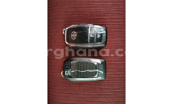 Ra Imported Toyota Hilux funfun Ọkọ̀ in Import - Dubai ni Ashanti Ra Imported Toyota Hilux funfun Ọkọ̀ in Import - Dubai ni Ashanti